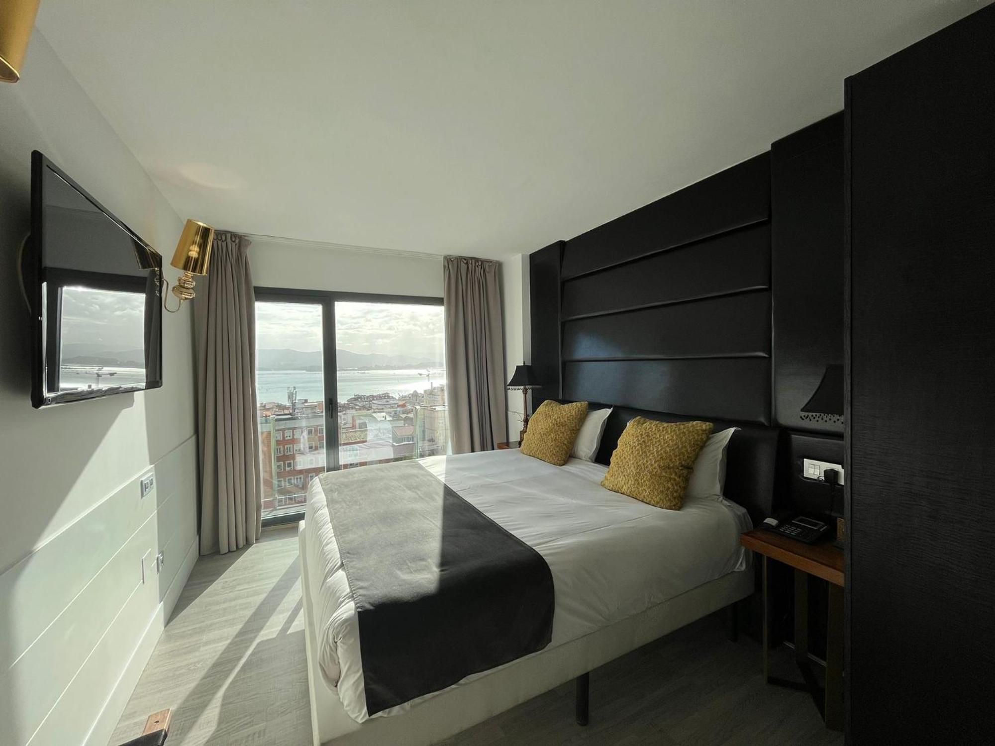 Hotel Art Santander (Adults Only) Dış mekan fotoğraf